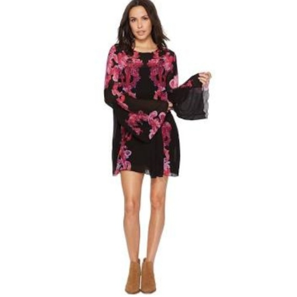 🆕Intimately FP Symphony Printed Bell Sleeve Slip - Picture 5 of 8